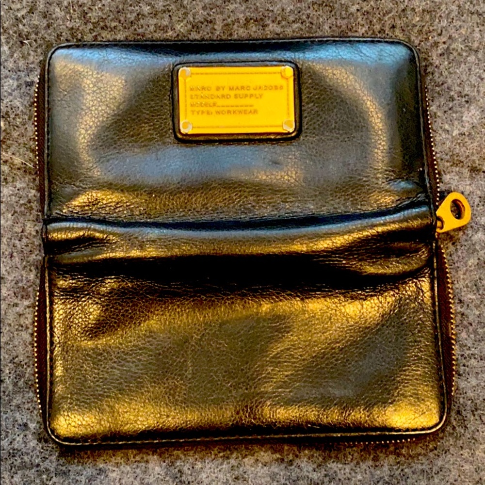 Marc Jacobs wallet
